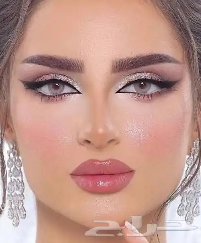 كوافيره خبيره تجميل ومكياج 0