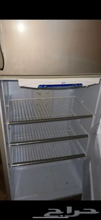 ثلاجه للبيع 1