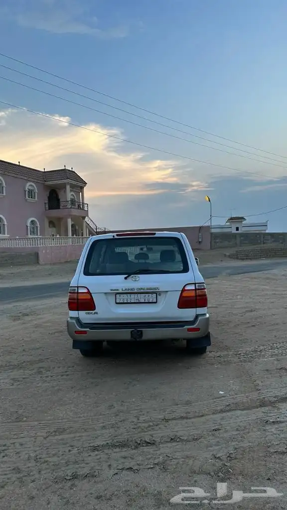 صالون 2000 نظيف بدي وكاله 1