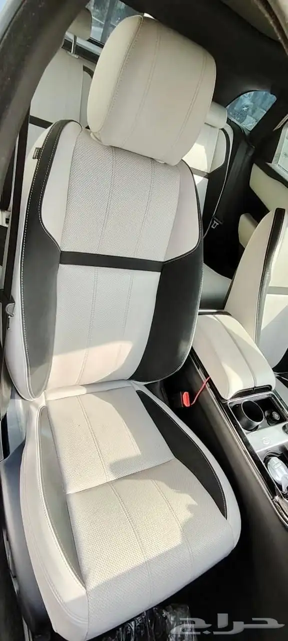 رنج روفر فيلار 350 R Dynamic فل كامل بيع مستعجل 16
