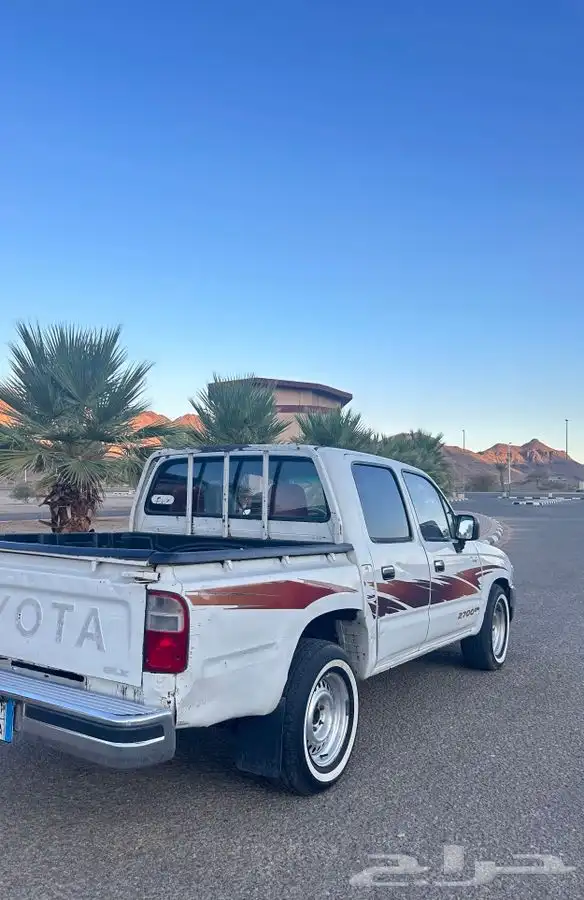 هايلكس 2004 20