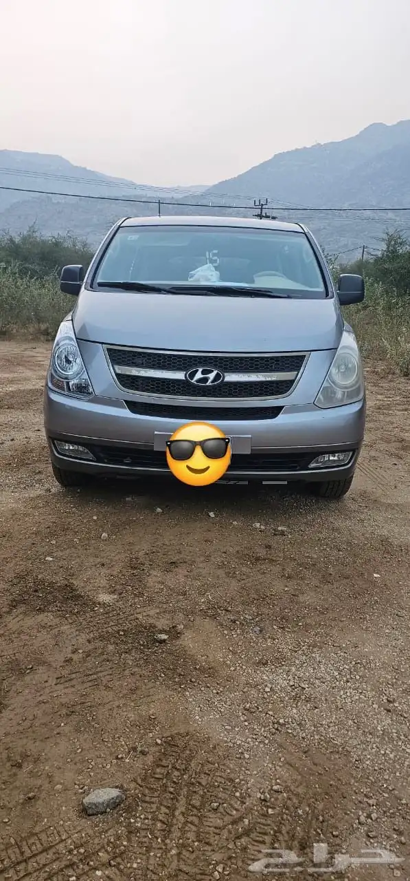 باص هونداي H1 2015 فضي 0