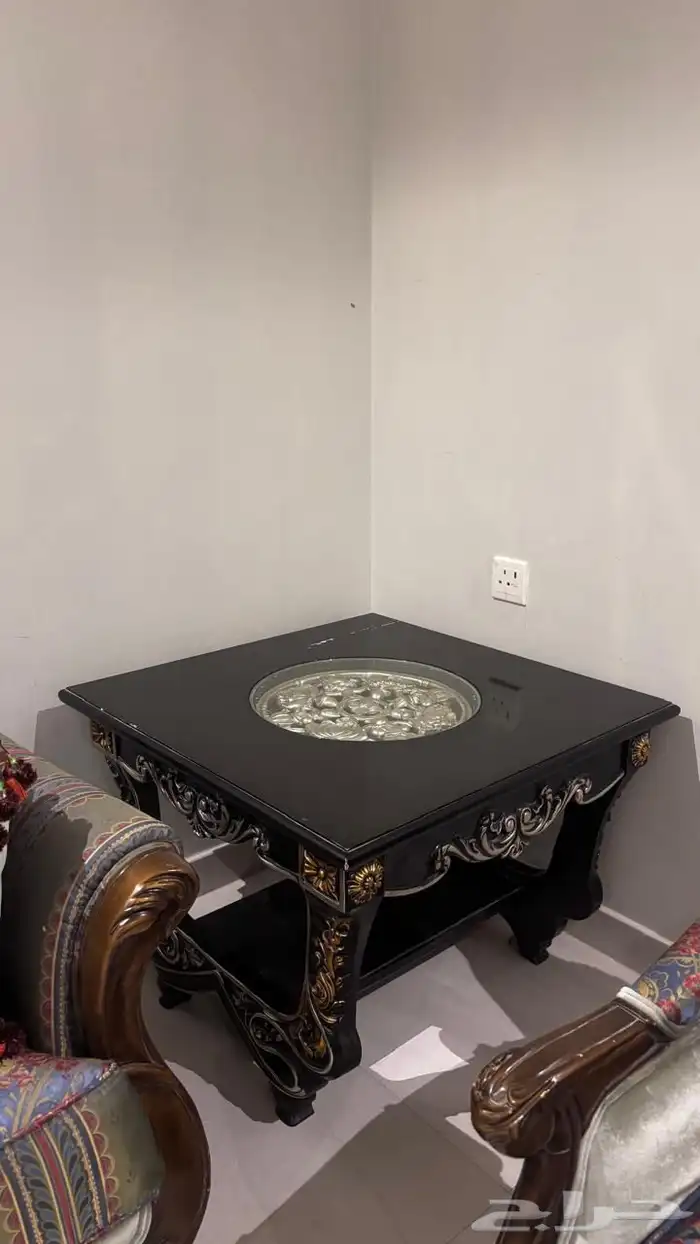 كنب وطاولات للبيع 3