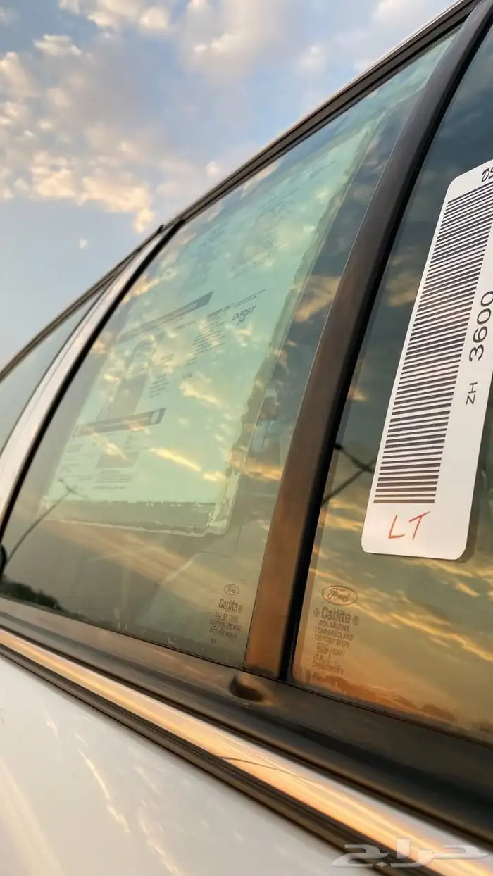 فورد فكتوريا 2010 مخزن ( تم البيع ) 23