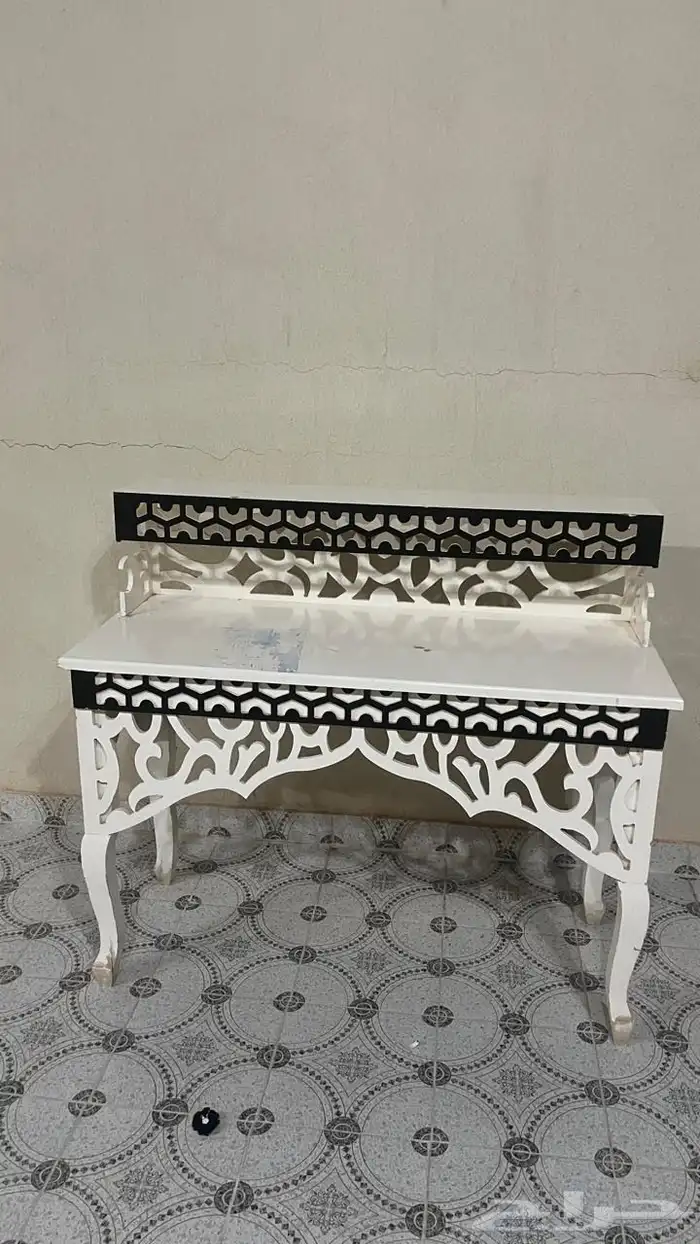 طاولة استقبال شكل بيانو 0