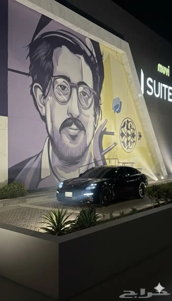 بورش باناميرا 0