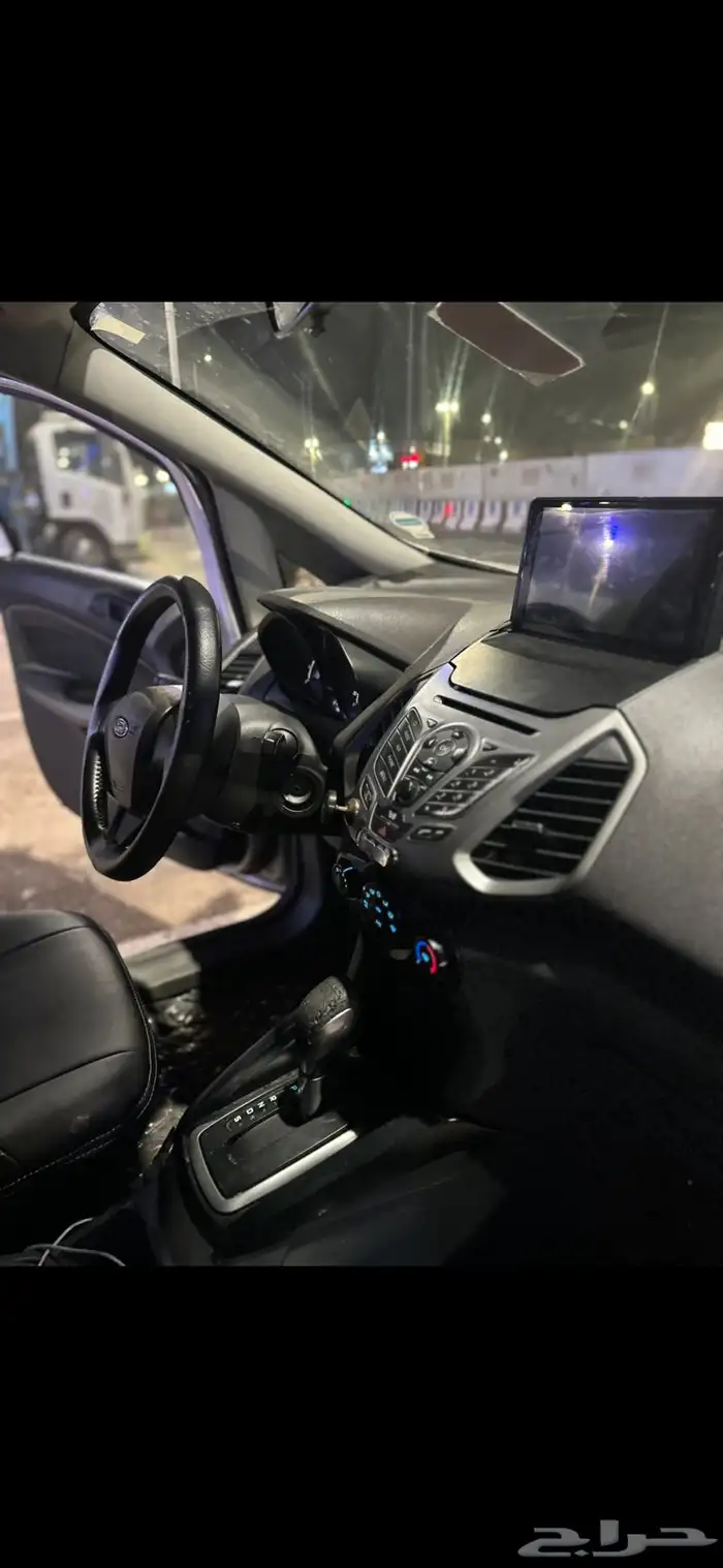 سيارة فورد سبورت للبيع 4