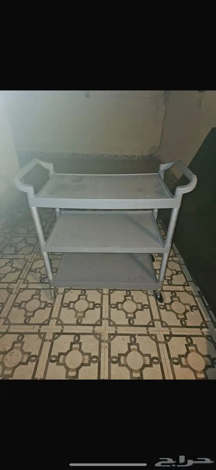 عربة تقديم 2