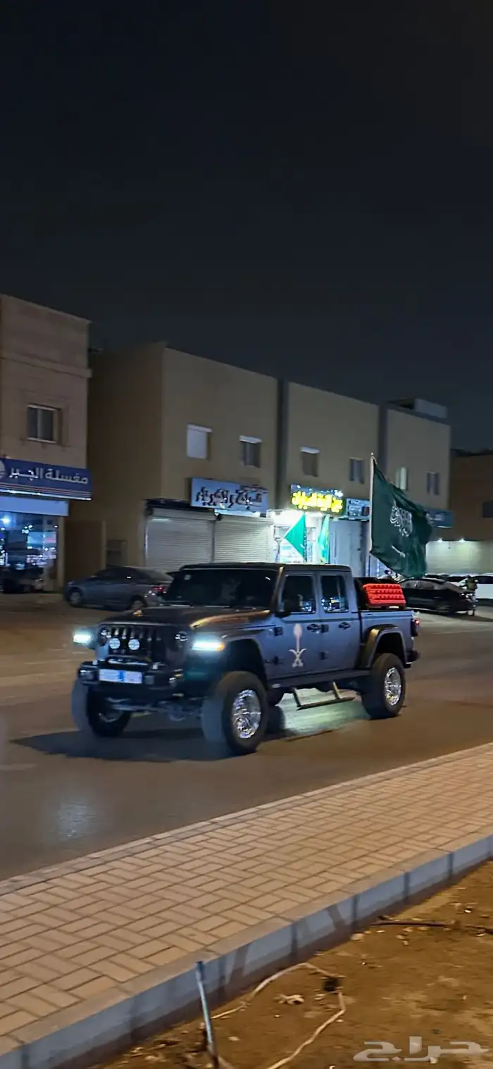 للبيع جيب قلادييتر موهافي 2021 2