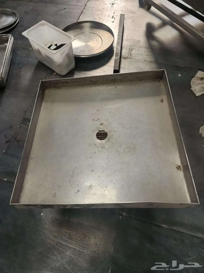 أغراض مطاعم مكائن شاورما وثلاجات ومكيفات وأفران وكثير غيرها 6