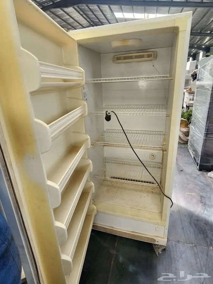 أغراض مطاعم مكائن شاورما وثلاجات ومكيفات وأفران وكثير غيرها 65