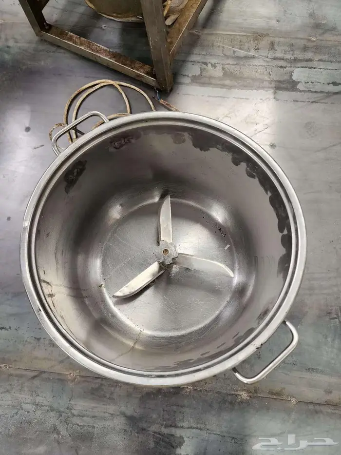 أغراض مطاعم مكائن شاورما وثلاجات ومكيفات وأفران وكثير غيرها 73