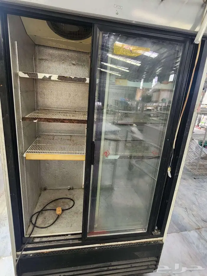 أغراض مطاعم مكائن شاورما وثلاجات ومكيفات وأفران وكثير غيرها 93
