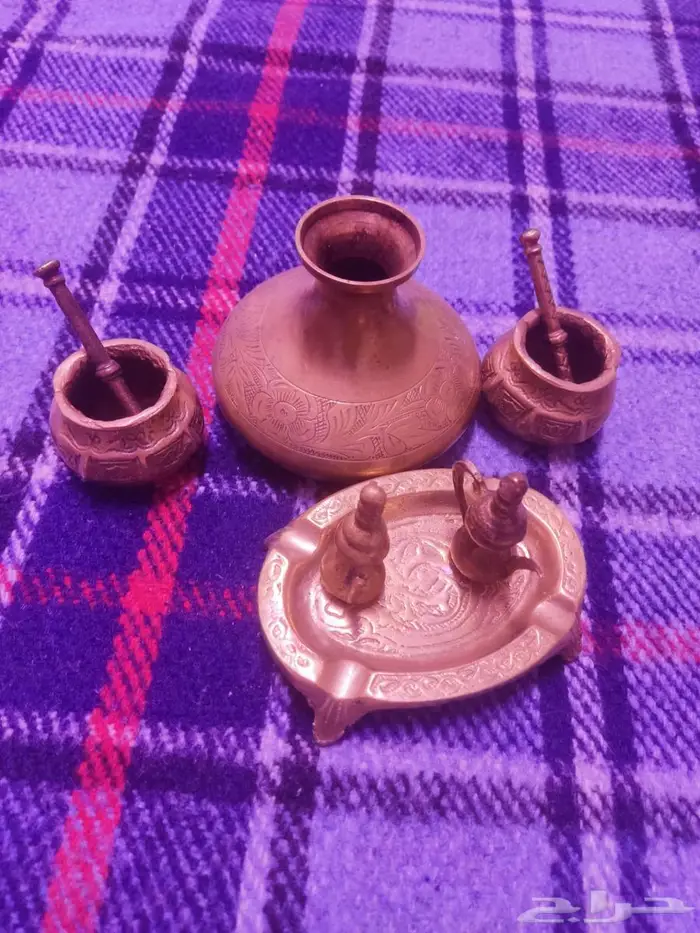 مجموعة نحاسية انتيك ثقيلة كلاسيكية شرقية 1