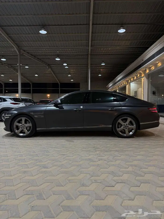 جينسس G80 رويال موديل 2021 4