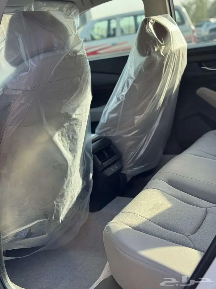 هوندا اكورد LX استاندر موديل 2025 9