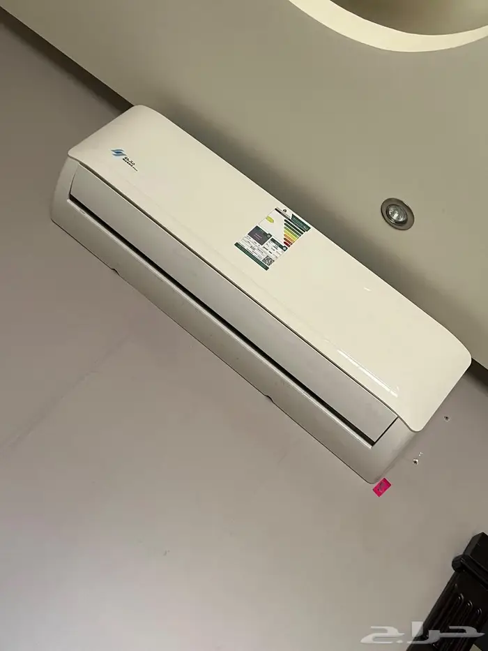 مكيف   طاوله واخرى 0