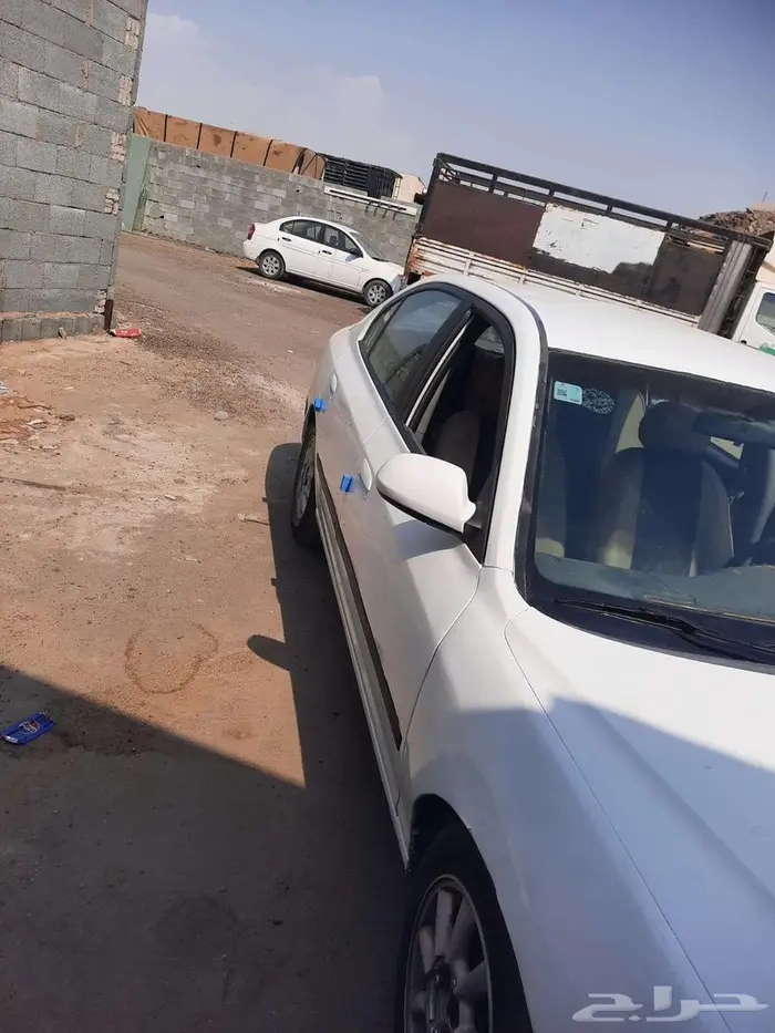 تم البيع خارج الموقع هونداي النترا. 2