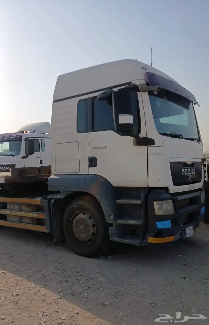 شاحنات للإيجار الشهري Trucks For Rent 2