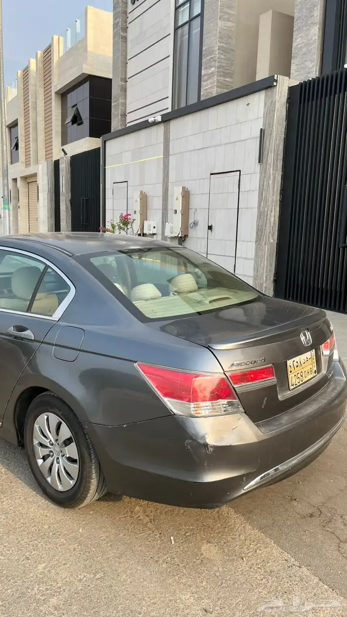 هوندا أكورد 2012 18