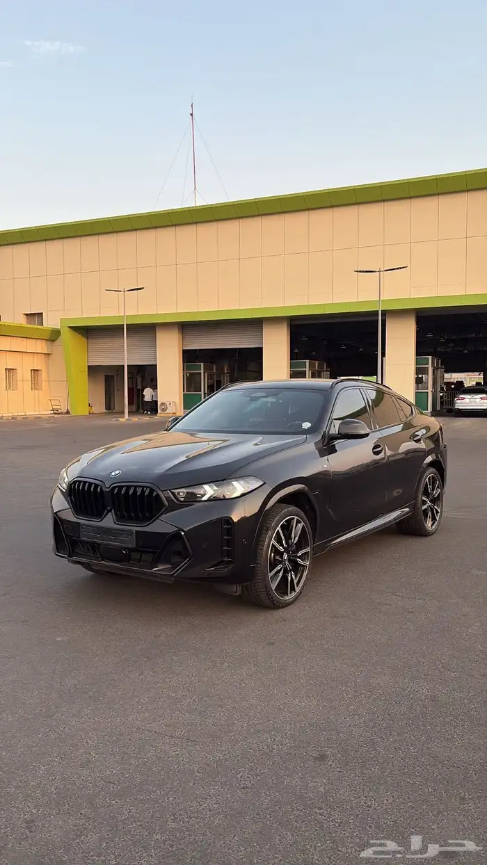 بي ام دبليو X6 X-drive 2024 M-kit ممشى قليل وبحالة الوكاله 0