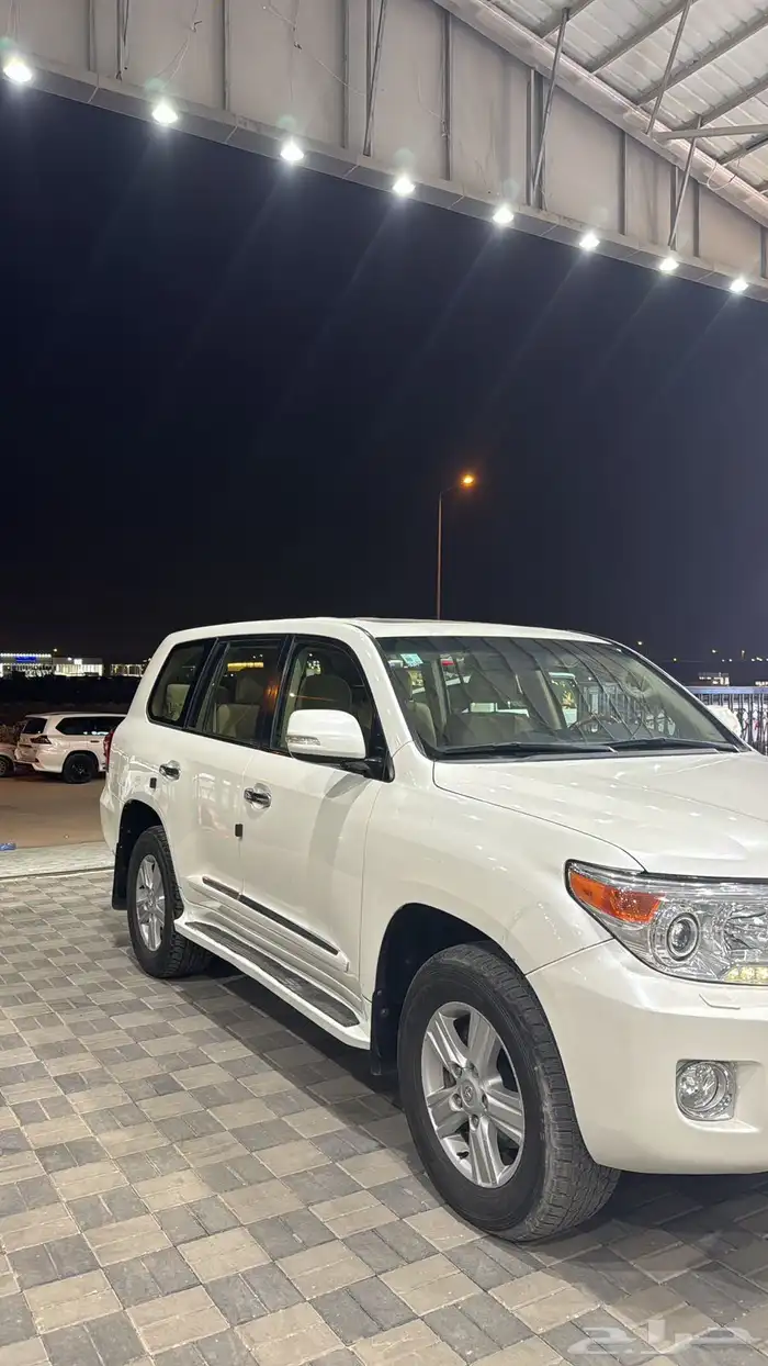 لاندكروزر جي اكس ار 2014 3