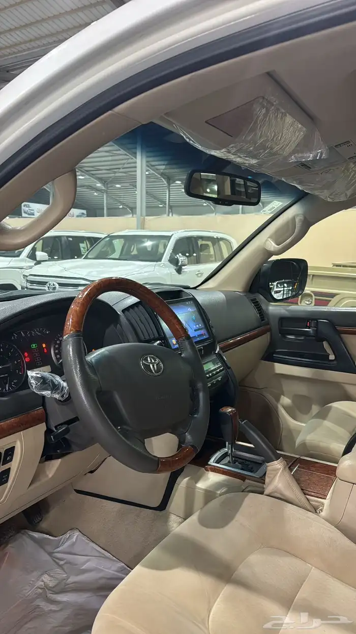 لاندكروزر جي اكس ار 2014 4