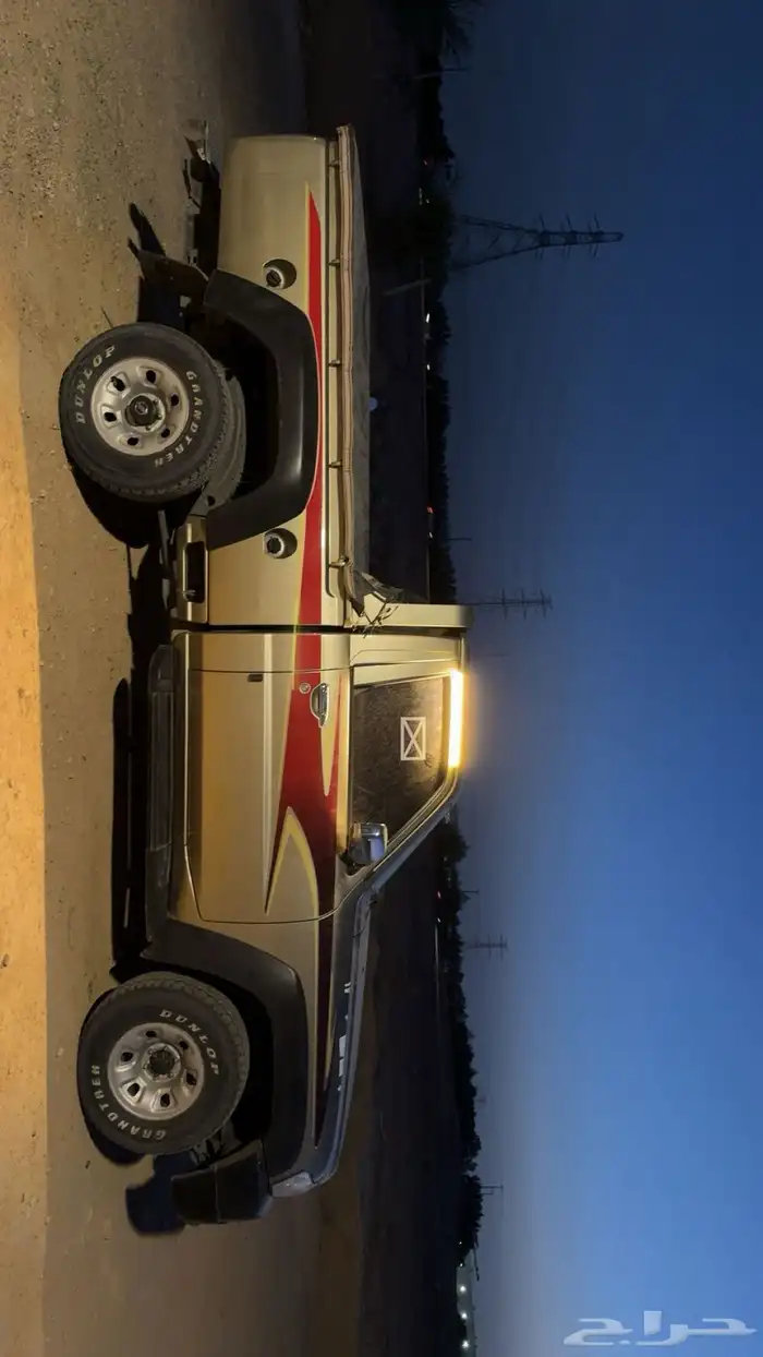 للبيع شاص نيسان 4