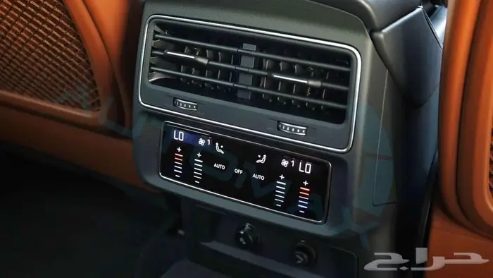 اودي Q8 S-Line Progress 2025 خليجي اصفار مع ضمان الوكيل 17