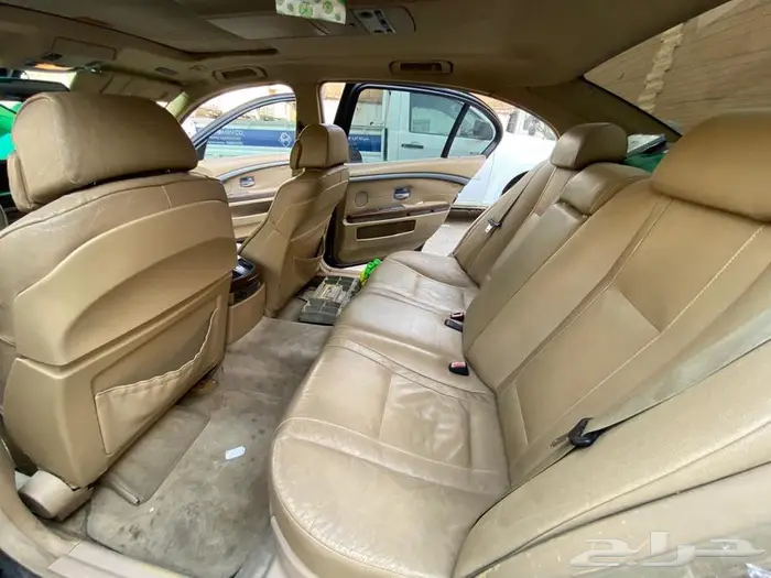 BMW 730Li 9
