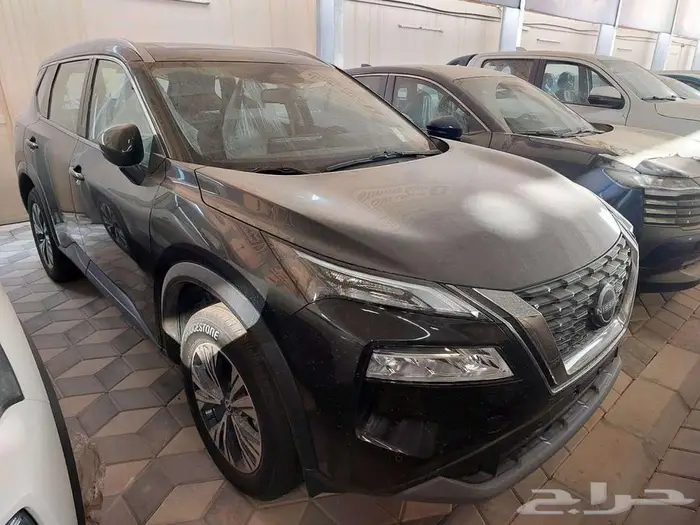 نيسان اكس تريل sv بلس 2025 7 مقاعد دبل بانوراما 0