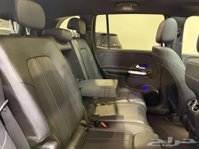 2021 مرسيدس بنز GLB 250 4MATIC 15