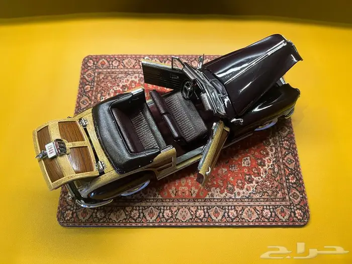 للبيع مجسم سيارة كرايزلر Chrysler Town Country 1948مقاس 1 24 4