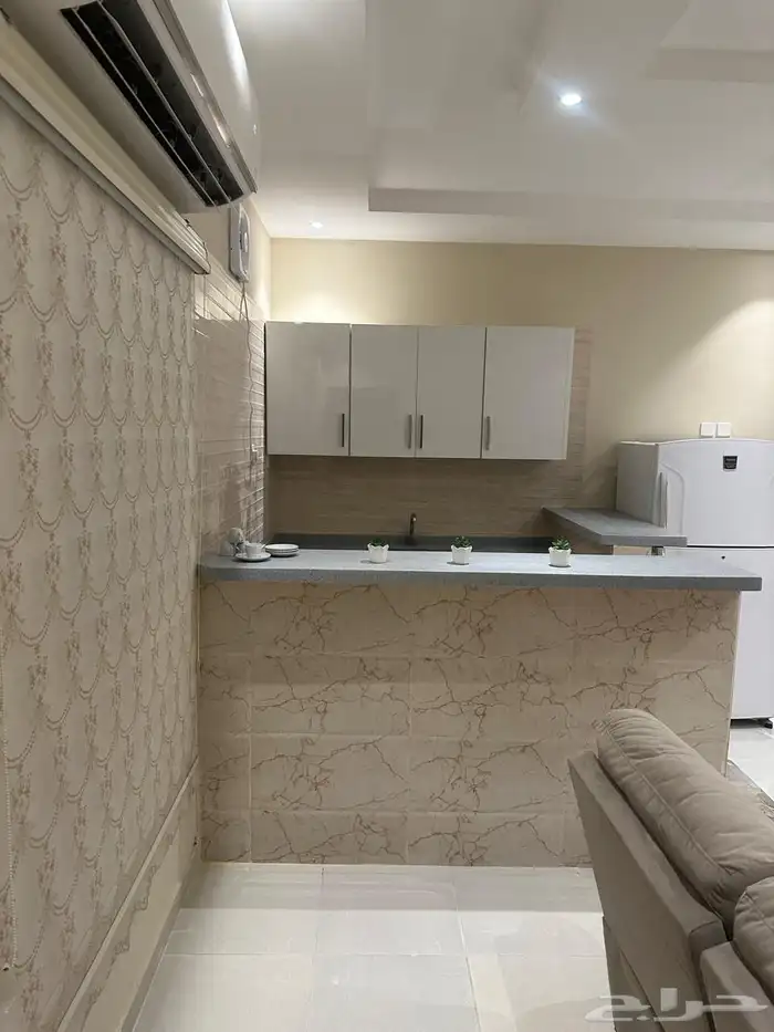 استوديو فاخر للإيجار الشهري بحي الصالحية 4