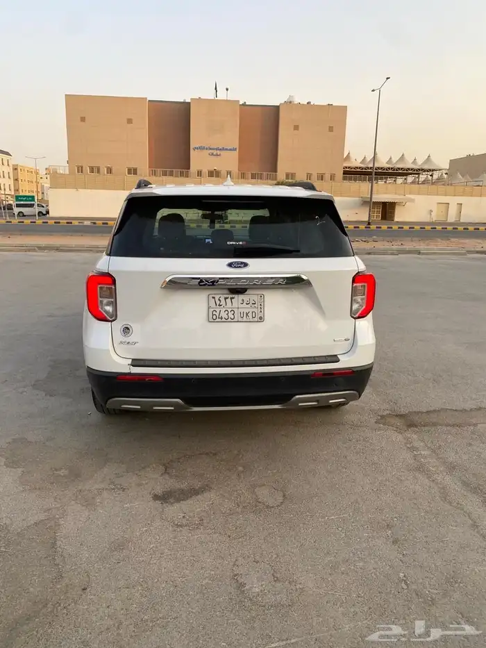 Ford Explore 2020 XLT Full option (توكيلات الجزيرة) 8