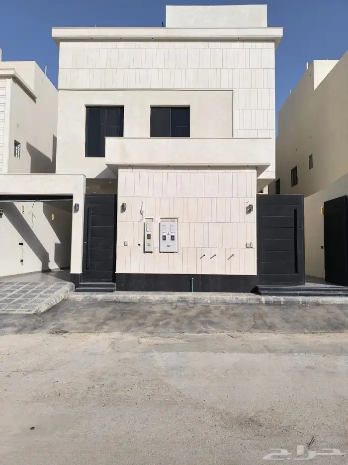 ادوار فاخره للبيع الرياض بوابه الشرق 2