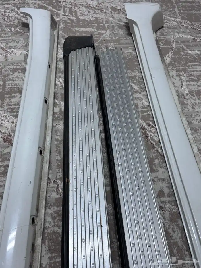 قطع غيار لاندكروزر ويارس 3