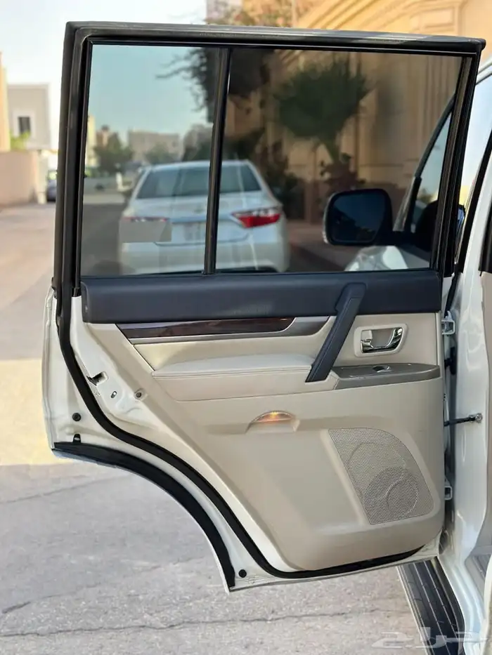 باجيرو ميتسوبيشي 2019 فل كامل وكاله 6
