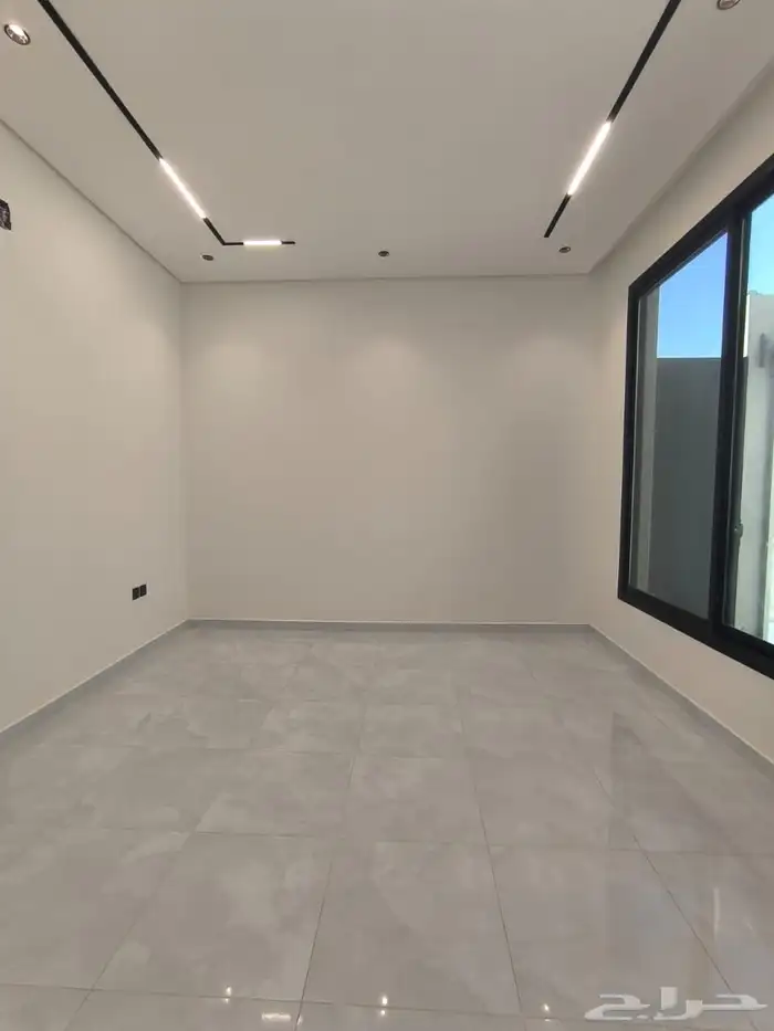 ادوار فاخره للبيع الرياض بوابه الشرق 4