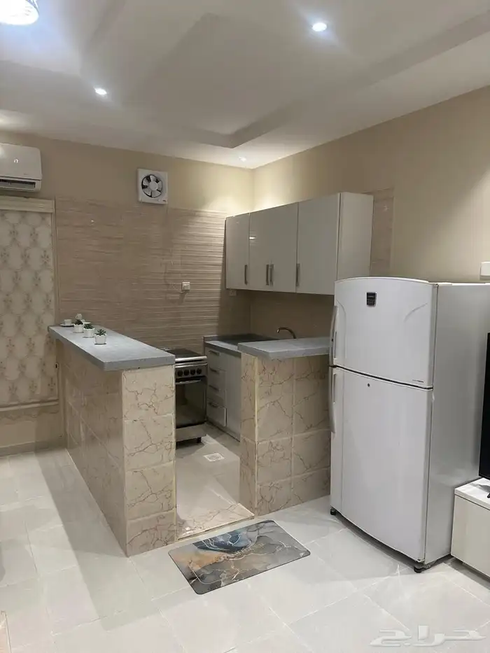 استوديو فاخر للإيجار الشهري بحي الصالحية 5