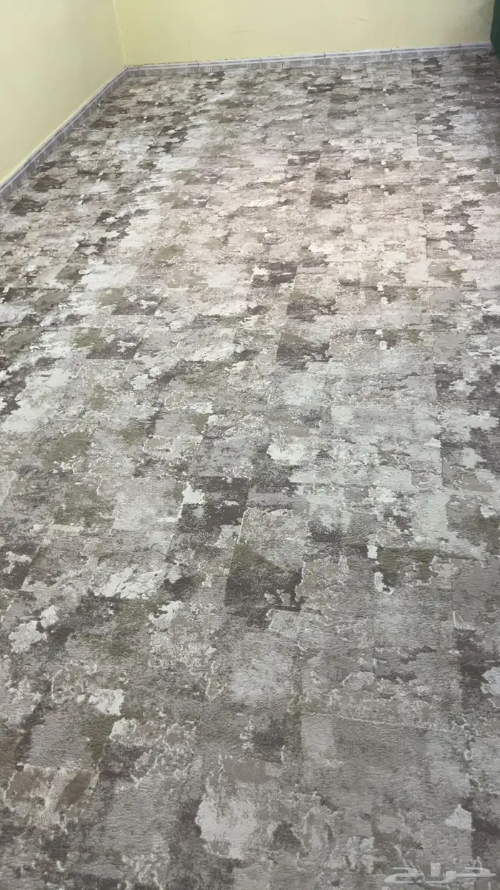 سجاد تركي اصلي جديد استخدام بسيط مقاس العرض4الى في طول 6الى 0