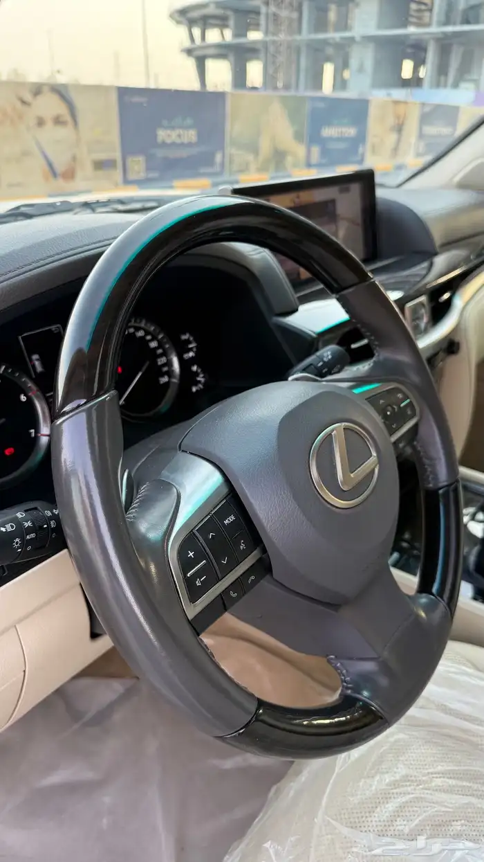 للبيع لكزس 2021 LX 570 S فل كامل سعودي 13
