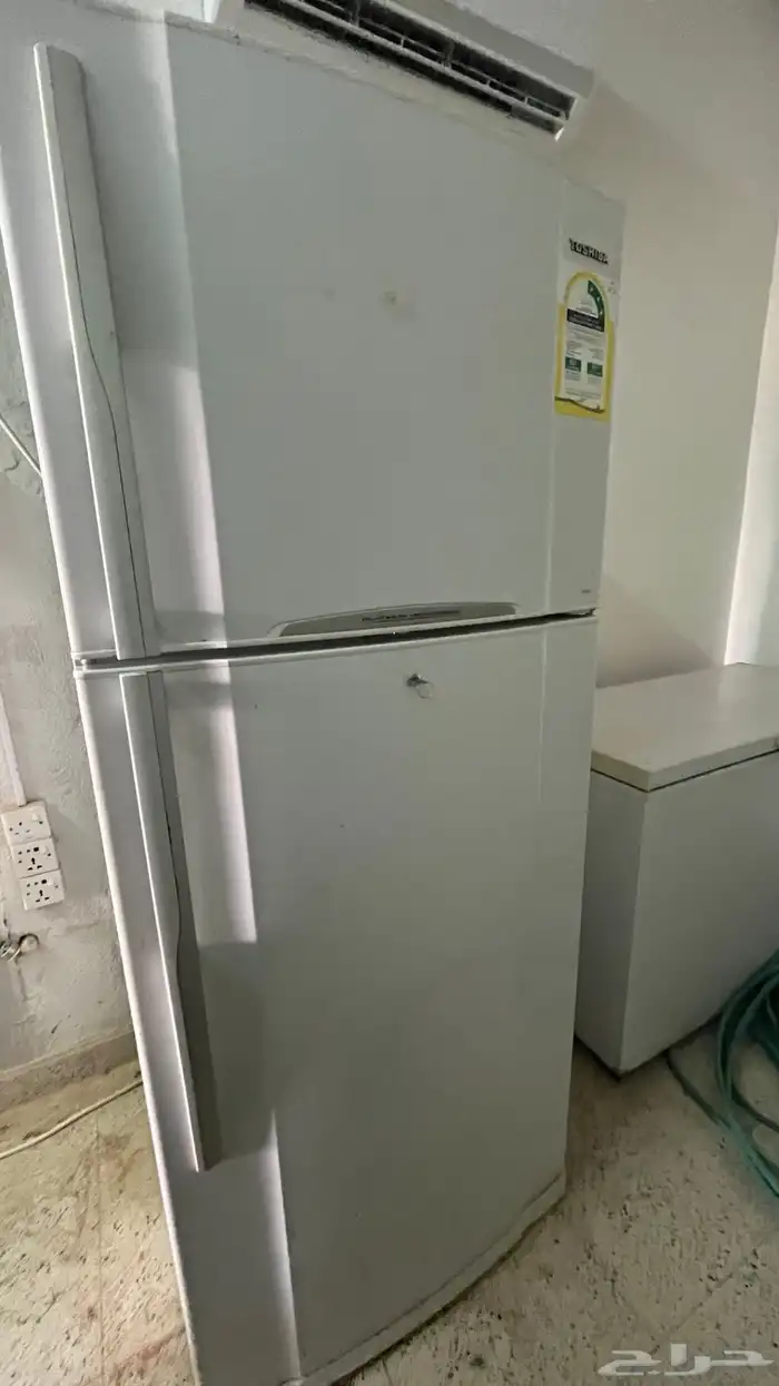 ثلاجة وفريزر 1