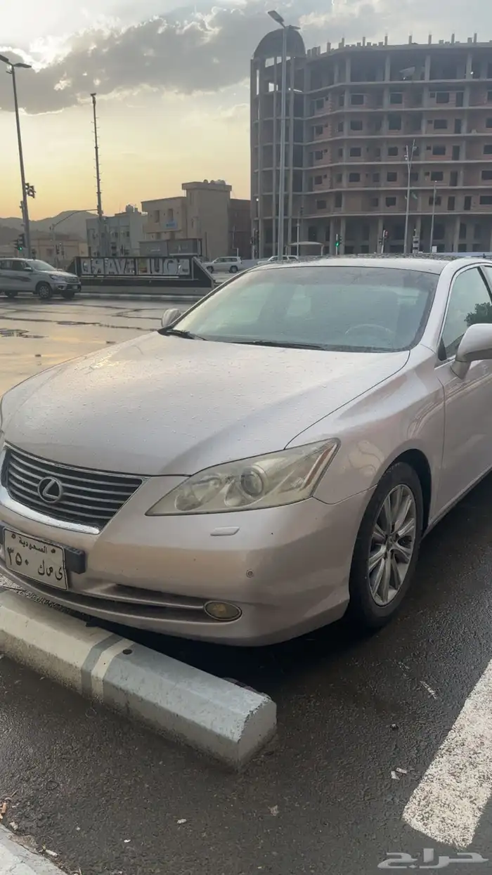 للبيع لكزس ES350 مع لوحة مميزة 23