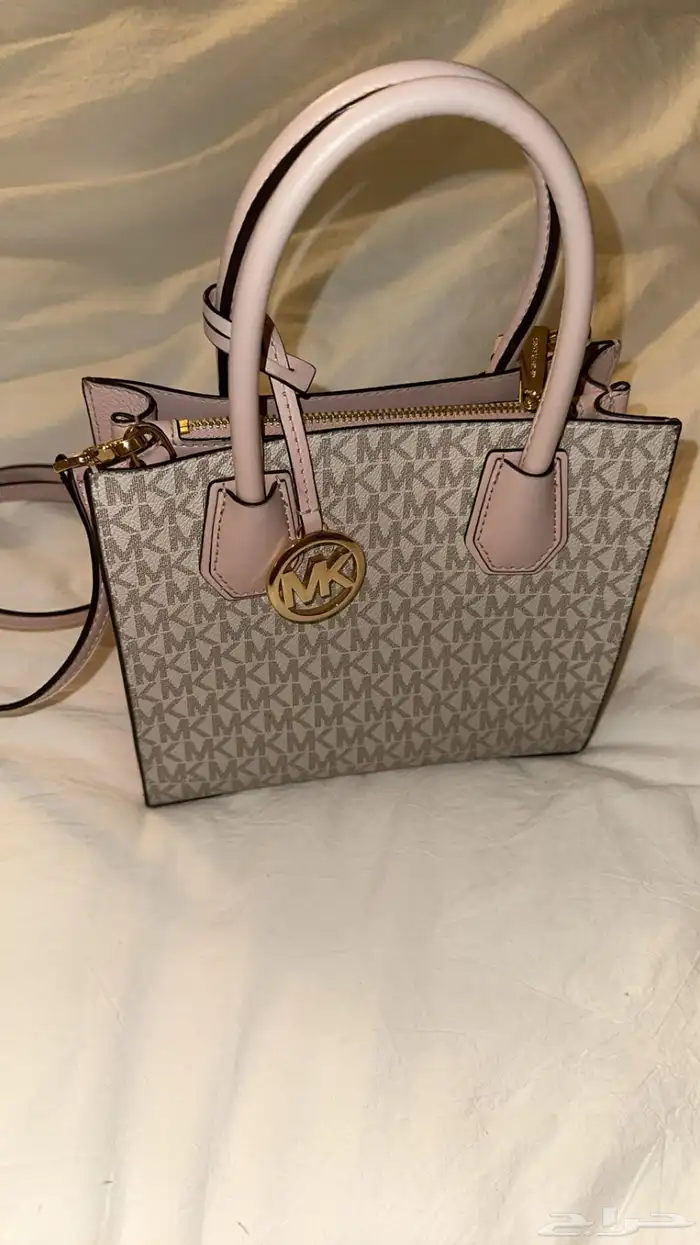 شنطة من Michael Kors أصلية 0