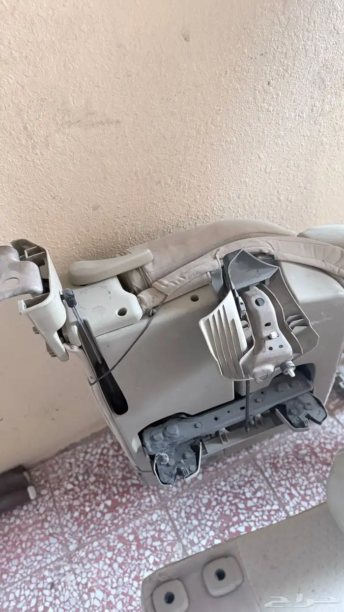 مراتب خلفيه لاندكروز gxr 1