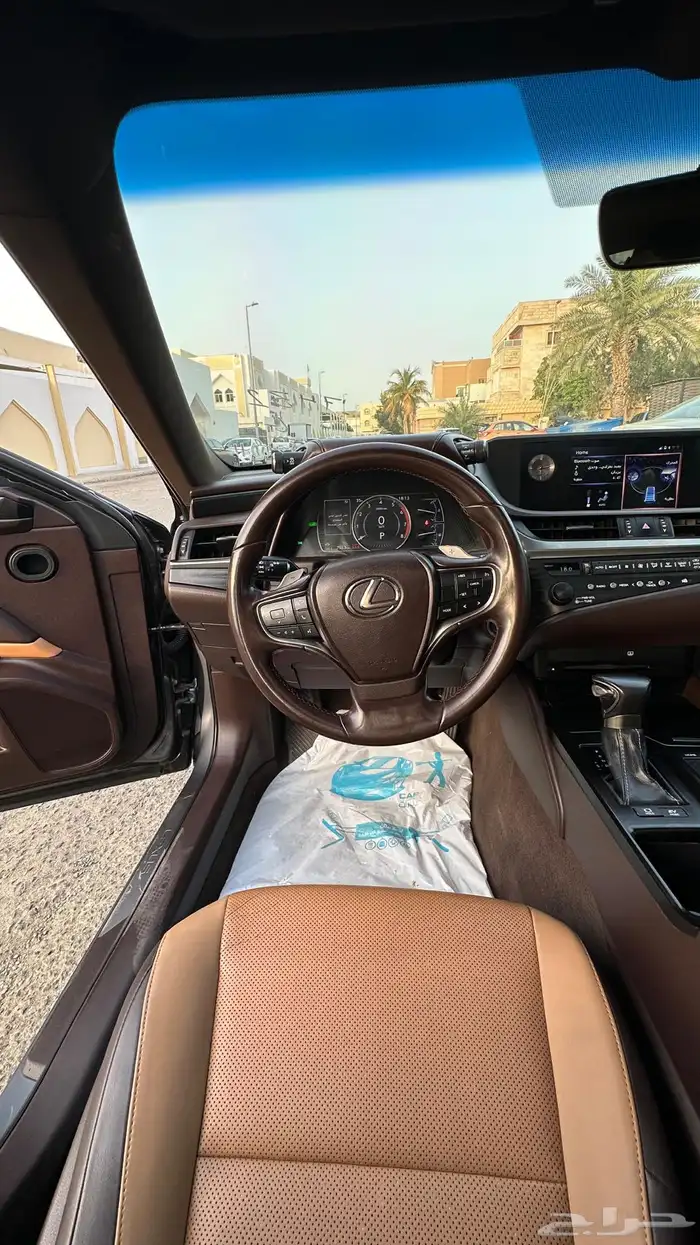 لكزس ES300H للبيع 13
