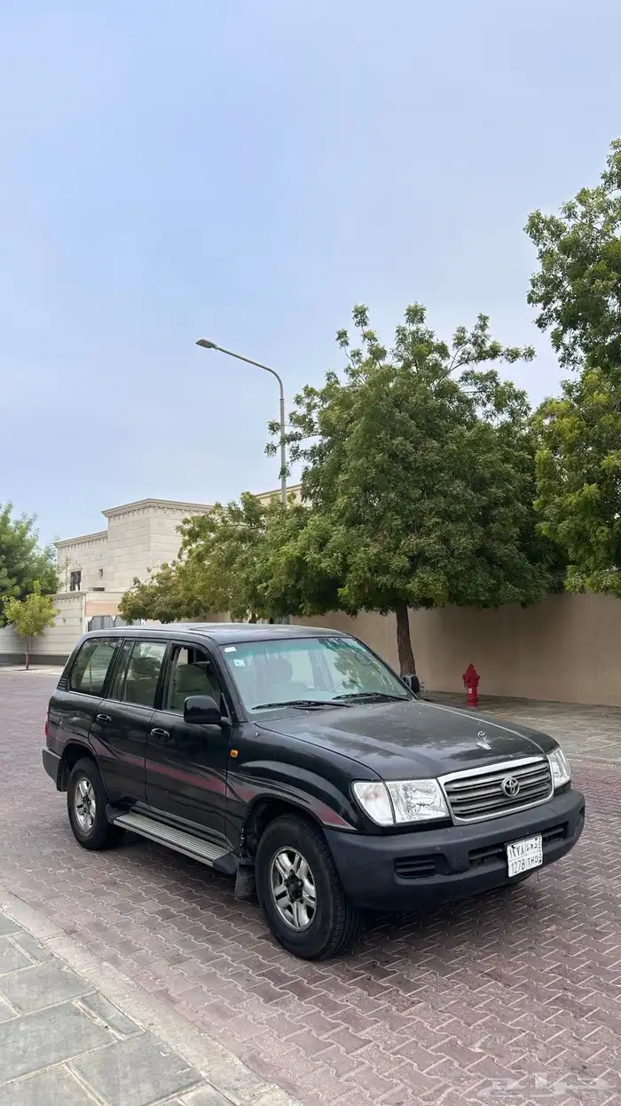 جيب لاند كروزر 2004جي أكس 4