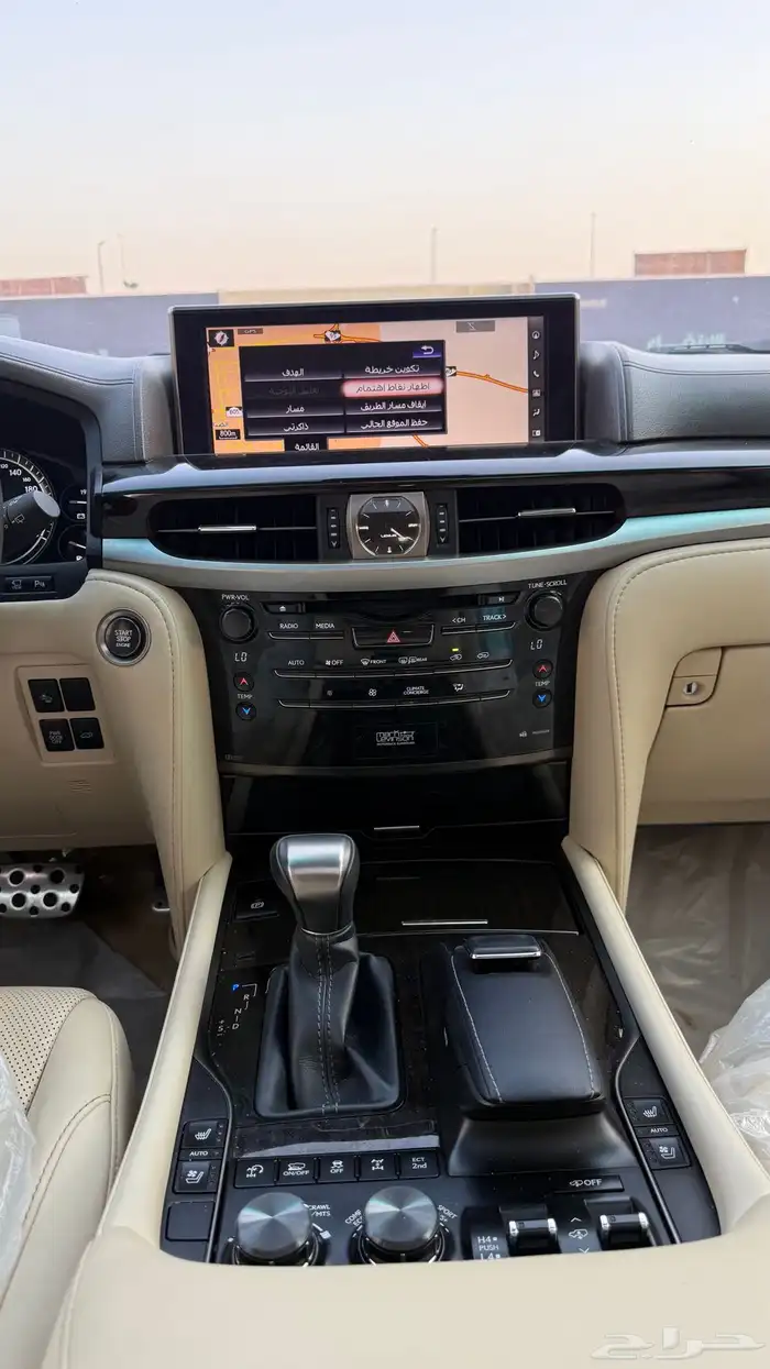 للبيع لكزس 2021 LX 570 S فل كامل سعودي 21