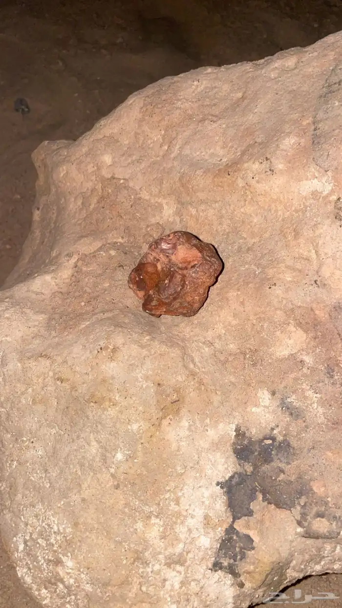 حجر نادر من الهضب 3